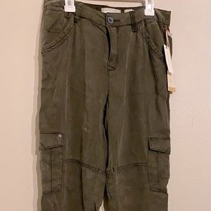 Women’s cargo pants